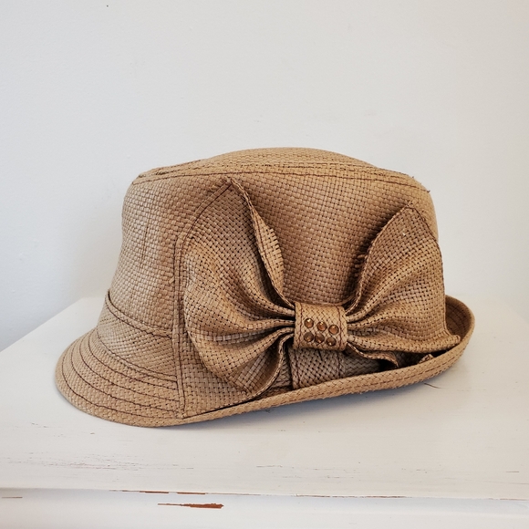 Vintage Woven Straw Fedora Hat With Bow Detail - Picture 9 of 12